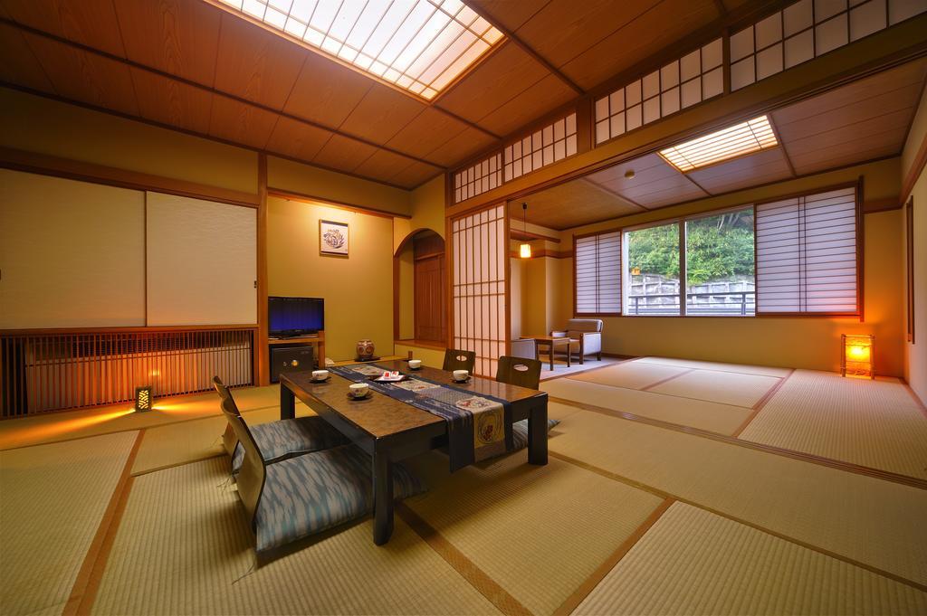 Suzukiya Ryokan Shiroishi  Rom bilde