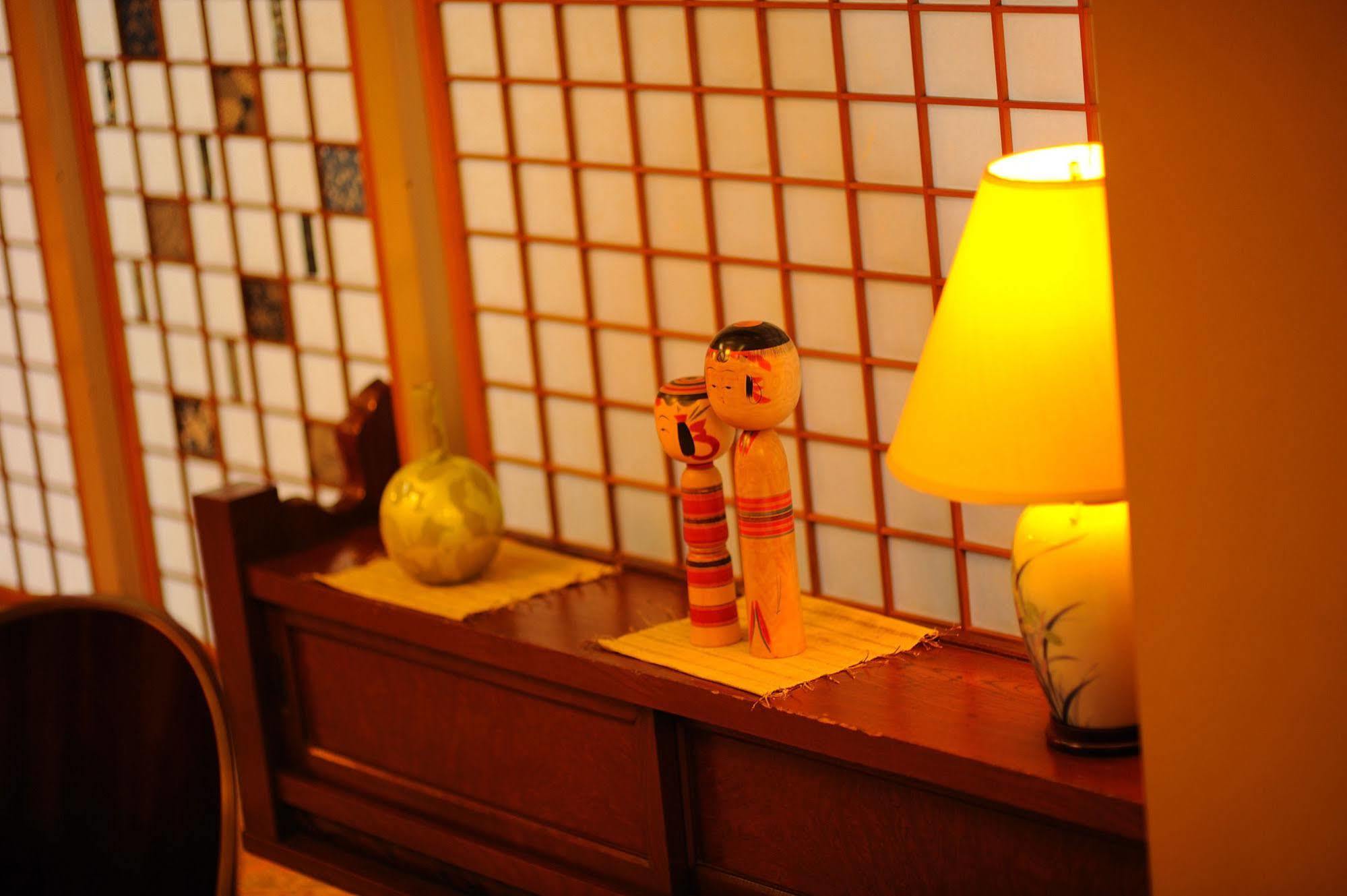 Suzukiya Ryokan Shiroishi  Eksteriør bilde