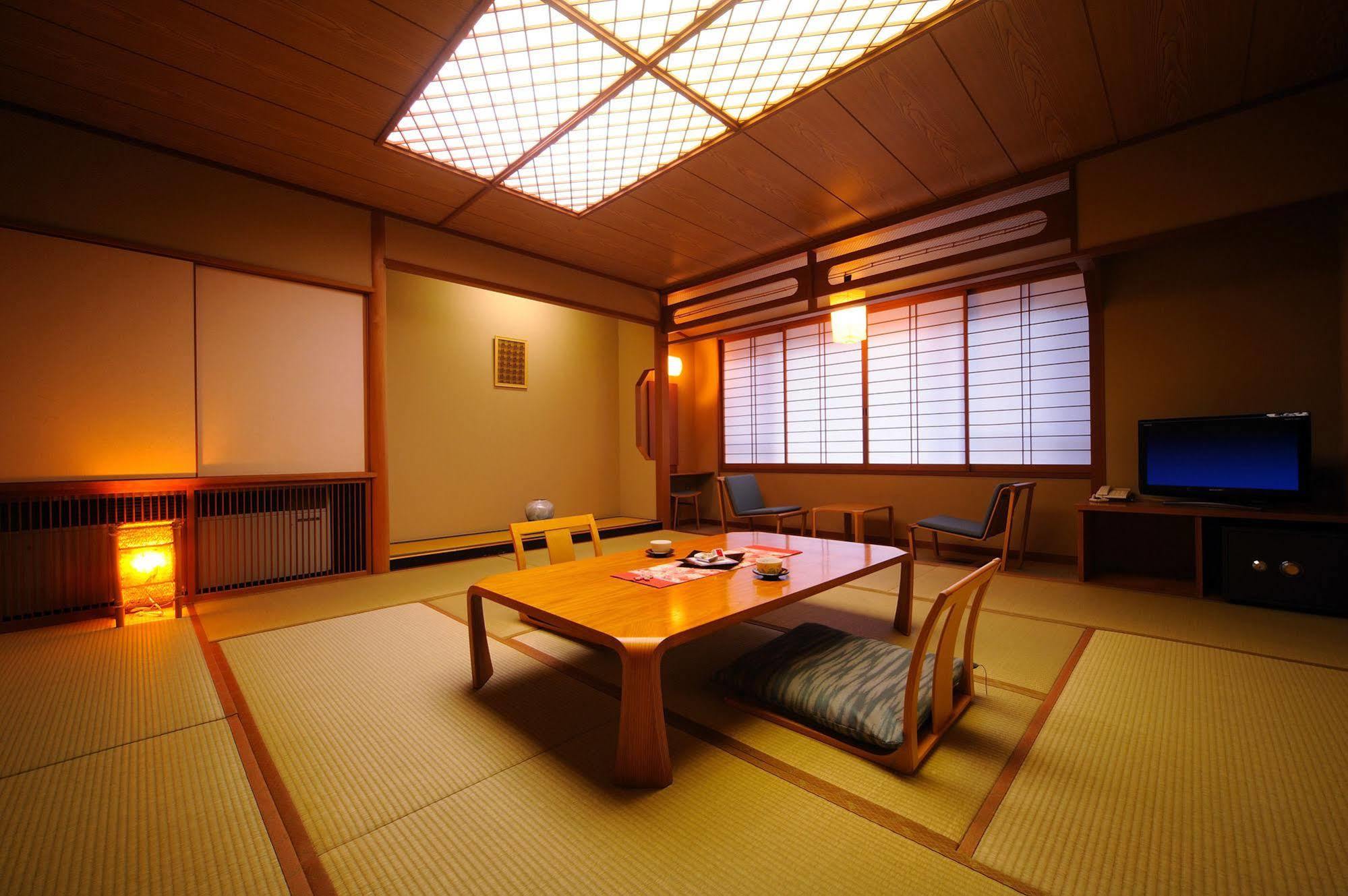 Suzukiya Ryokan Shiroishi  Eksteriør bilde